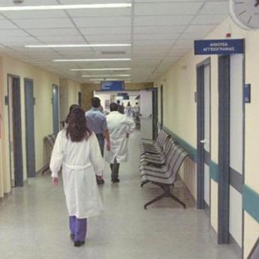 650 μόνιμες προσλήψεις στο ΕΣΥ - «Κλειδώνουν» τα αναδρομικά των γιατρών