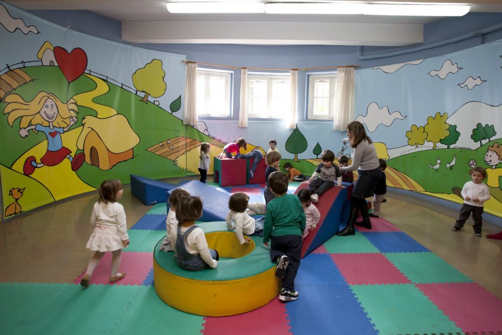 Πρόσληψη βρεφονηπιοκόμου στο Κατάστημα Κράτησης Γυναικών Ελεώνα Θηβών