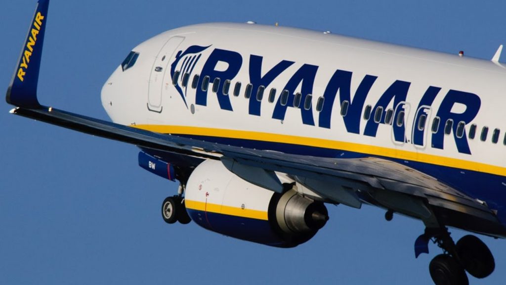 Προσφορές στα εισιτήρια της Ryanair εν όψει Black Friday