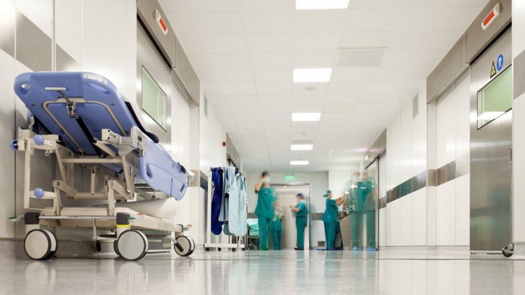 12 θέσεις εργασίας στο νοσοκομείο Αλεξανδρούπολης