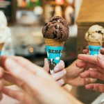 Ζητείται Πωλήτρια σε gelateria