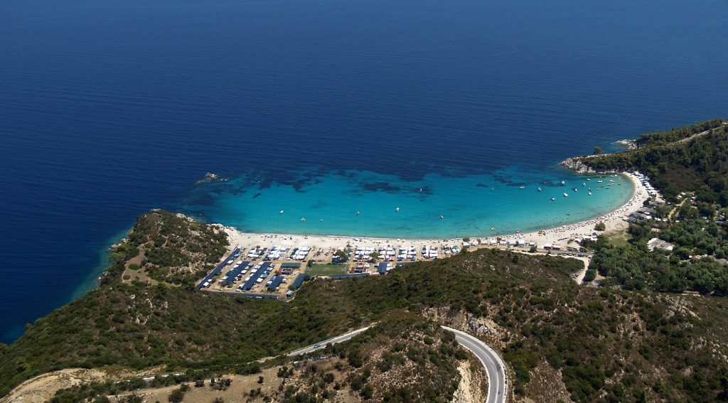Ατομα για εργασία ζητούνται από το το Camping Armenistis στη Χαλκιδική