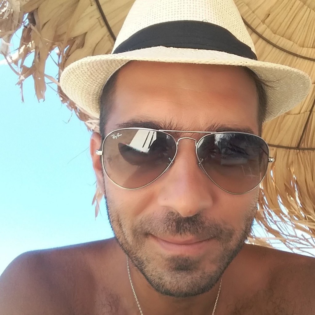 Οικονομική βοήθεια στην οικογένεια του άτυχου πιλότου από τη Βουλή και τη Λίγκα