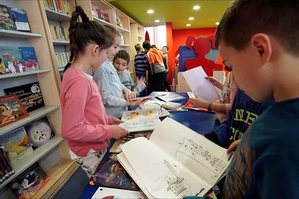 ΑΤΟΜΑ ζητούνται για πρωινή εργασία για προώθηση παιδικού βιβλίου στη Θεσσαλονίκη (4-6)