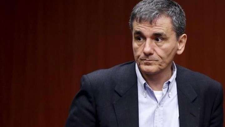Κοινωνικό μέρισμα ανακοίνωσε ο Τσακαλώτος - «Ψαλίδι» στους φόρους το 2019