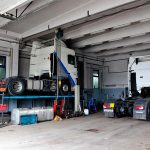 Ζητούνται Τεχνίτης και Βοηθοί συνεργείου στον Ασπρόπυργο (17/10/2018)
