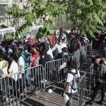 Και «ηλεκτρονικές» άδειες διαμονής για τους μετανάστες – Μέσα σε δύο ώρες 800 δεσμεύσεις ημερομηνίας