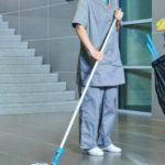 Ζητούνται καθαρίστριες ή καθαριστές με εμπειρία - Μισθός 650 ευρώ