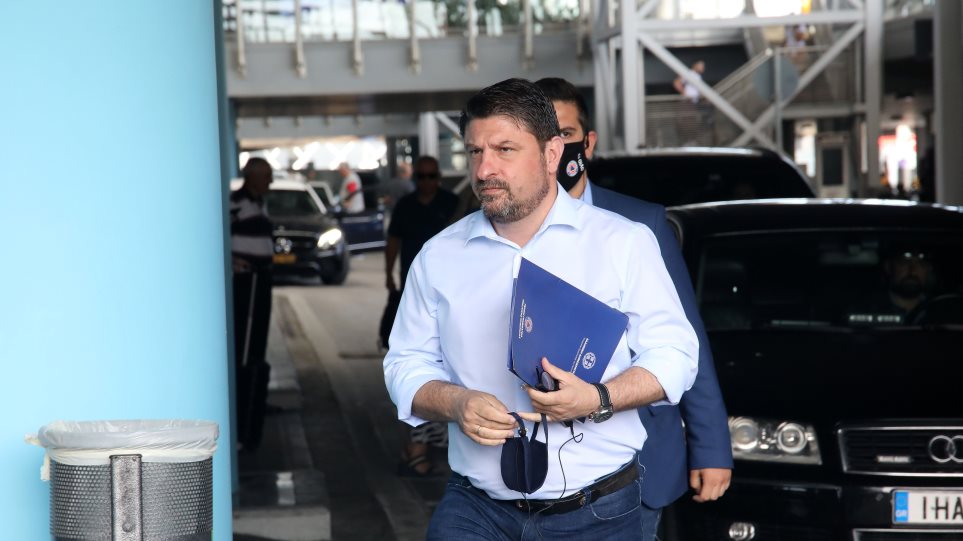 Χαρδαλιάς: Οι Ένοπλες Δυνάμεις αναλαμβάνουν τους ελέγχους για κoρoνοϊό στα νησιά