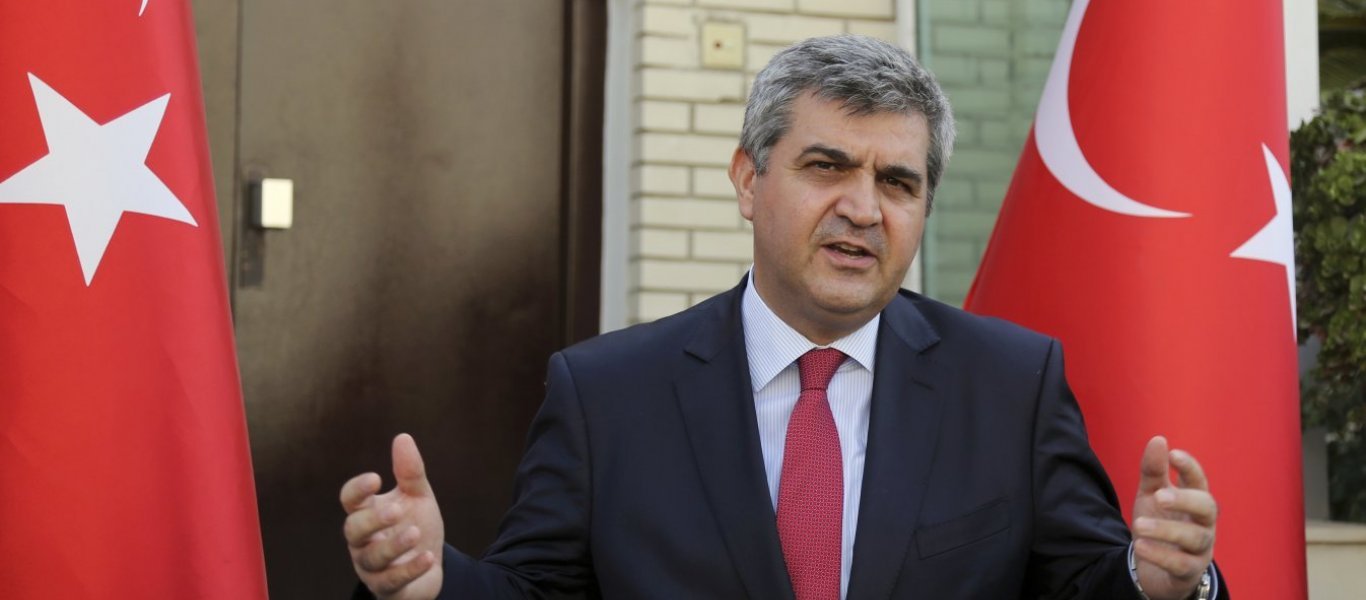 Συνεχίζει τις προκλήσεις η Τουρκία: «Οι Έλληνες πυροβολούν τους πρόσφυγες με πραγματικές σφαίρες»