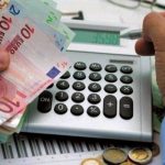 «Φτερό στον άνεμο» οι ελαφρύνσεις στη φορολογία - Μπήκαν στο συρτάρι λόγω πανδημίας