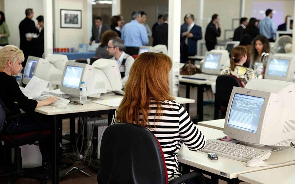Προσλήψεις 2.238 συμβασιούχων στους Δήμους (πίνακες)