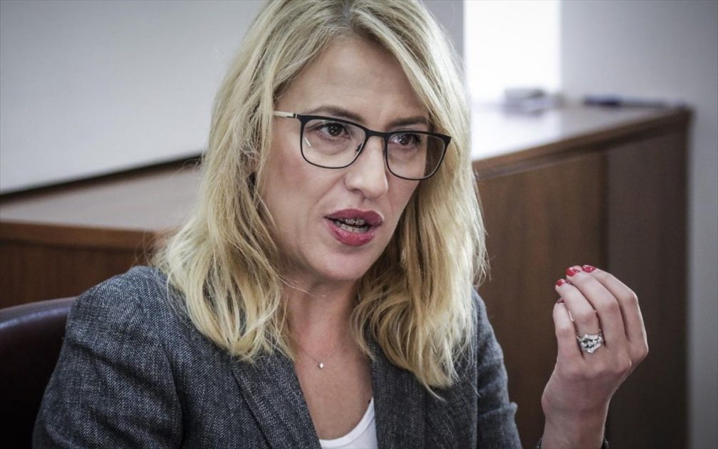 Ρένα Δούρου: «Ο Τσίπρας είναι παγκοσμίως ηγετική φυσιογνωμία»