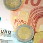 Οι πέντε αλλαγές στην επιστρεπτέα προκαταβολή - Ποιοι θα λάβουν τουλάχιστον 1.000-2.000 ευρώ έως τον Δεκέμβριο
