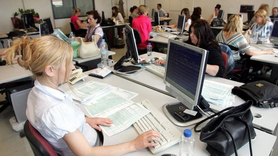 5.330 προσλήψεις θα γίνουν στο Δήμοσιο το 2021 - Δείτε την απόφαση