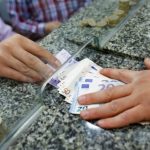 Επίδομα 534 ευρώ: Πληρώνονται σήμερα 7.835 δικαιούχοι - Οι πληρωμές μέχρι τον Οκτώβριο