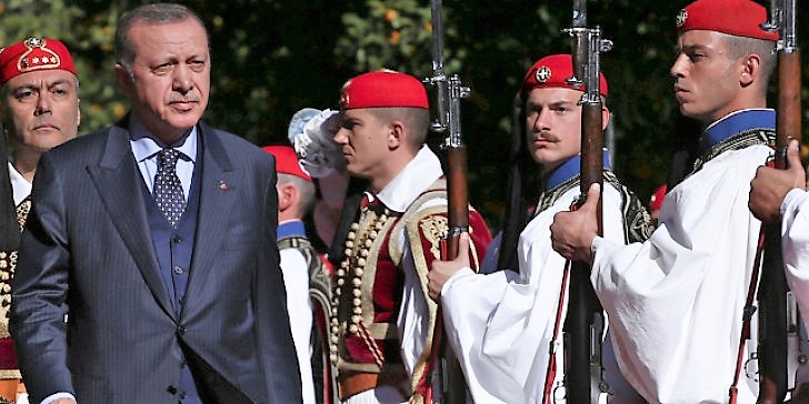 Ερντογάν: Θέλει να μεταφέρει την πρωτεύουσα της Τουρκίας στην Κωνσταντινούπολη