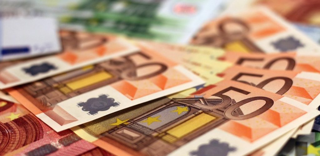 Επίδομα 800 ευρώ: Πότε θα καταβληθεί, ποιοι είναι οι δικαιούχοι
