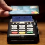 Αύξηση χρεώσεων στις συναλλαγές με κάρτες – Στους καταναλωτές το κόστος