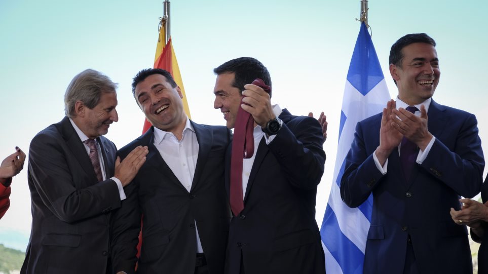 «Κουρελόχαρτο» η Συμφωνία των Πρεσπών - Τη σύντμηση «MKD» ζητούν οι Σκοπιανοί στις συναλλαγές με την Ελλάδα