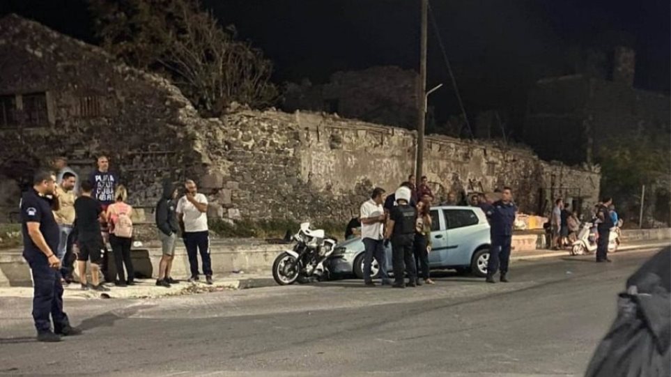 Μυτιλήνη: Αυτοκίνητο έπεσε πάνω σε διαδηλωτές - Έξι τραυματίες