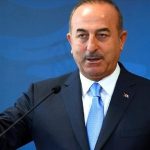 Τσαβούσογλου: Ακόμα και όταν πετάξαμε τους Έλληνες στη θάλασσα, σεβαστήκαμε τη σημαία τους