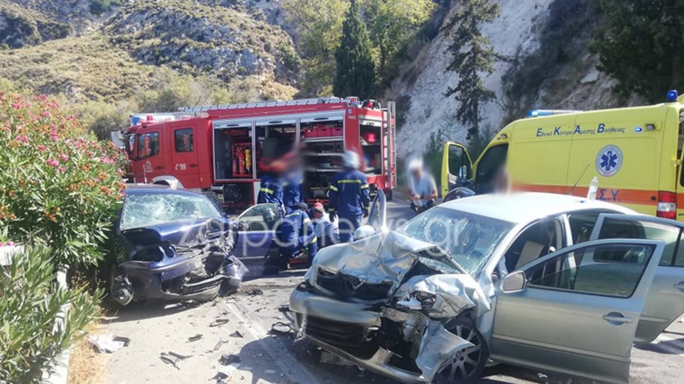Τραγικό τροχαίο στα Χανιά: Πέθαναν μητέρα και κόρη – Σε σοβαρή κατάσταση ο πατέρας