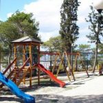 Τρίκαλα: Μητέρα χαστούκισε και έβρισε 8χρονο σε παιδική χαρά επειδή πείραξε τον γιο της