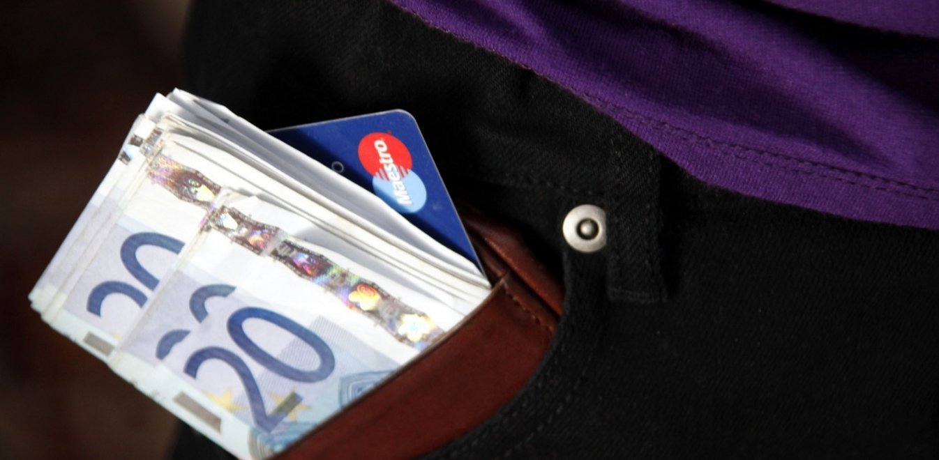 Συν-εργασία: Πώς θα πάρουν 50.000 εργαζόμενοι την ενίσχυση - Δείτε Παραδείγματα