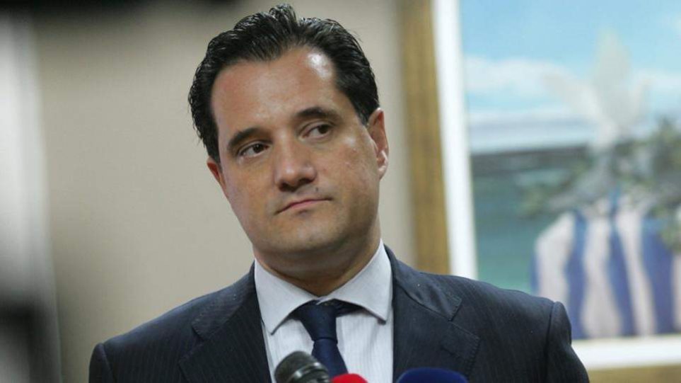 Άδωνις Γεωργιάδης: Μπορεί να επιστρέψουν τα sms για μετακίνηση