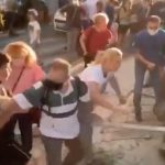 Απίστευτες εικόνες με γονείς να προσπαθούν να σπάσουν κατάληψη σε σχολείο στον Άλιμο