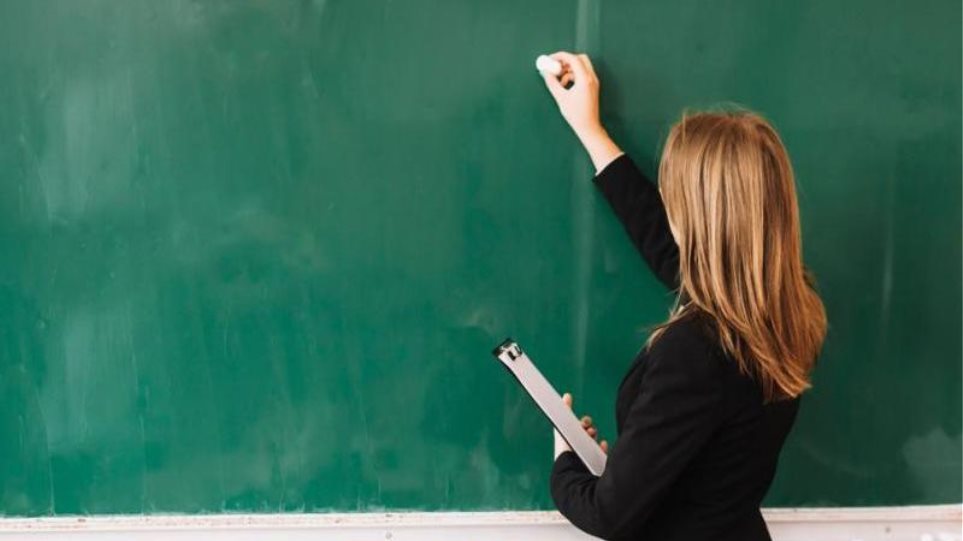 Πώς θα προσλαμβάνονται οι εκπαιδευτικοί για τα ολοήμερα σχολεία