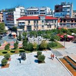 Άφησαν αβoήθητη 16χρoνη έφηβη που λιποθύμησε επειδή νόμιζαν πως έχει κoρoνoϊo