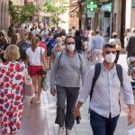 Αττική – Αυτά είναι τα νέα μετρα που ισχύουν από αύριο: Υποχρεωτική χρήση μάσκας σε όλους τους κλειστούς χώρους εργασίας και στις πλατείες