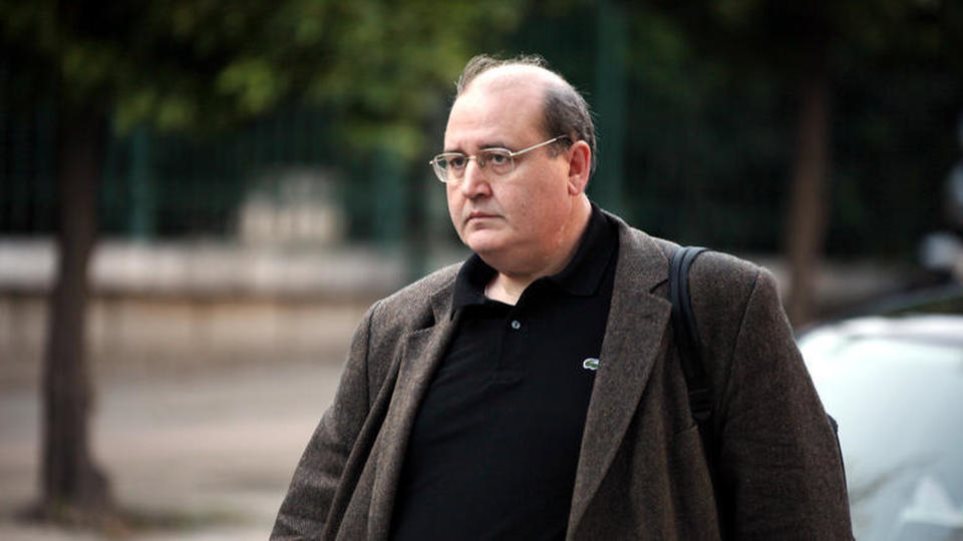 Νίκος Φίλης: «Όχι στην στράτευση στα 18 - Πρόκειται για μέτρο αυταρχικό, ανελεύθερο και ακραία ταξικό»