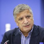 Εγκρίθηκε κονδύλι ύψους 124.000 ευρώ για λευκώματα που θα κάνει δώρο ο Πατούλης στους επισκέπτες του