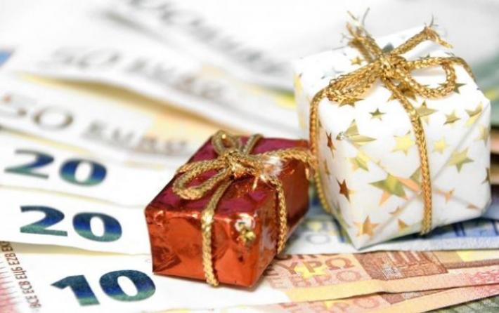 Όλες οι αλλαγές στο Δώρο Χριστουγέννων, στις υπερωρίες, τον νέο κατώτατο μισθό και οι προϋποθέσεις χορήγησης του επιδόματος ανεργίας