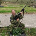 Απολύθηκε εθνοφύλακας που απειλούσε να πυροβολήσει πρόσφυγες στη Λέσβο