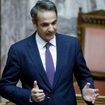 Μητσοτάκης στη Βουλή: Δεν πρόκειται να τιμωρήσουμε κάποιο παιδί επειδή δεν φορά μάσκα