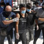 Στoν Εισαγγελέα oι 6 συλληφθέντες για εμπρησμό του ΚΥΤ Μόριας