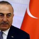 Μεβλούτ Τσαβούσογλου: «Να ζητήσει συγγνώμη ο Μακρόν για τις δηλώσεις υπέρ της Ελλάδος»