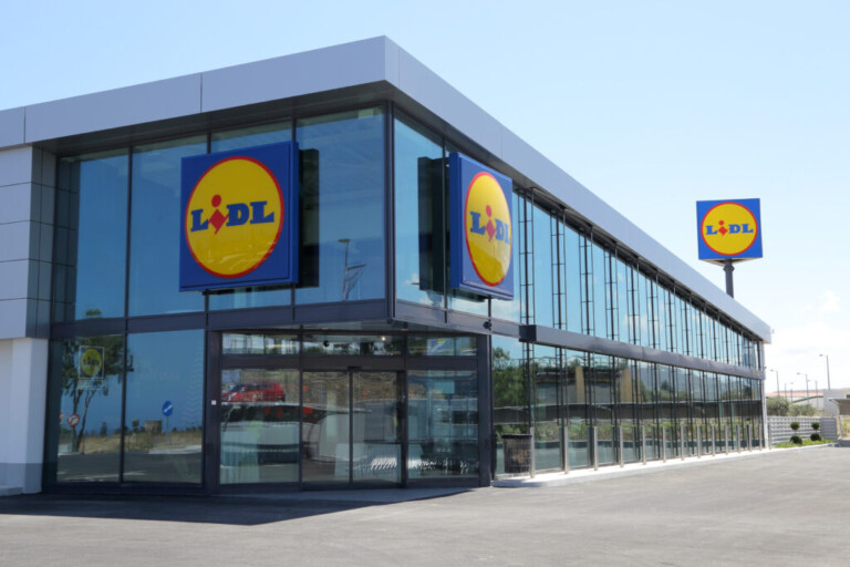 Lidl: Θα ρίχνουν «πόρτα» σε όσους πελάτες δεν φορούν μάσκα