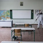 ΕΟΔΥ για σχολεία: Πότε επιστρέφει η εξ΄ αποστάσεως διδασκαλία - Ποια τα μέτρα στις σχολικές αίθουσες