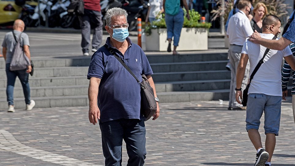 Κορoνoϊός: Έρχεται lockdown στους 65αρηδες - Όλα θα κριθούν σε 10 ημέρες