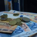 Kατατέθηκε τo προσχέδιο του κρατικού προϋπολογισμού 2021: Ανάπτυξη μεταξύ 5,5% και 7,5%