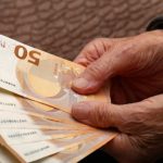 Αναδρομικά: Λάθη στους συνταξιούχους με τα ποσά