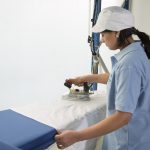 Ζητείται σιδερώτρια σε καθαριστήριο