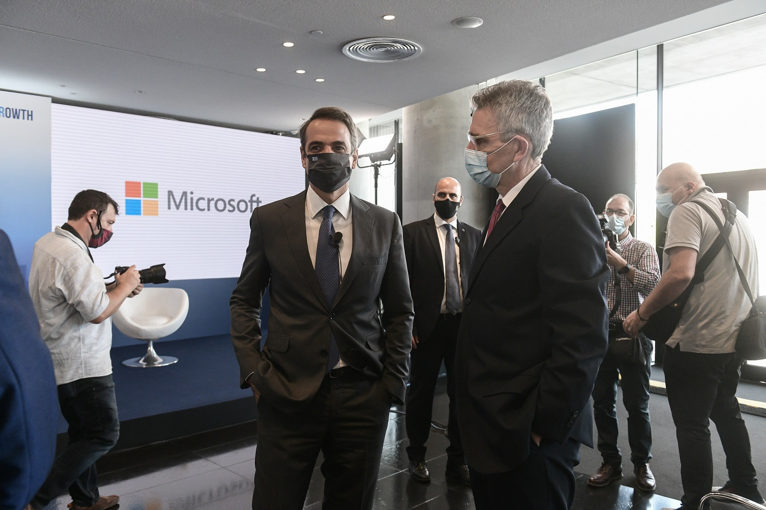 Κυριάκος Μητσοτάκης για επένδυση Microsoft: Η Ελλάδα καθίσταται παγκόσμιος κόμβος του cloud