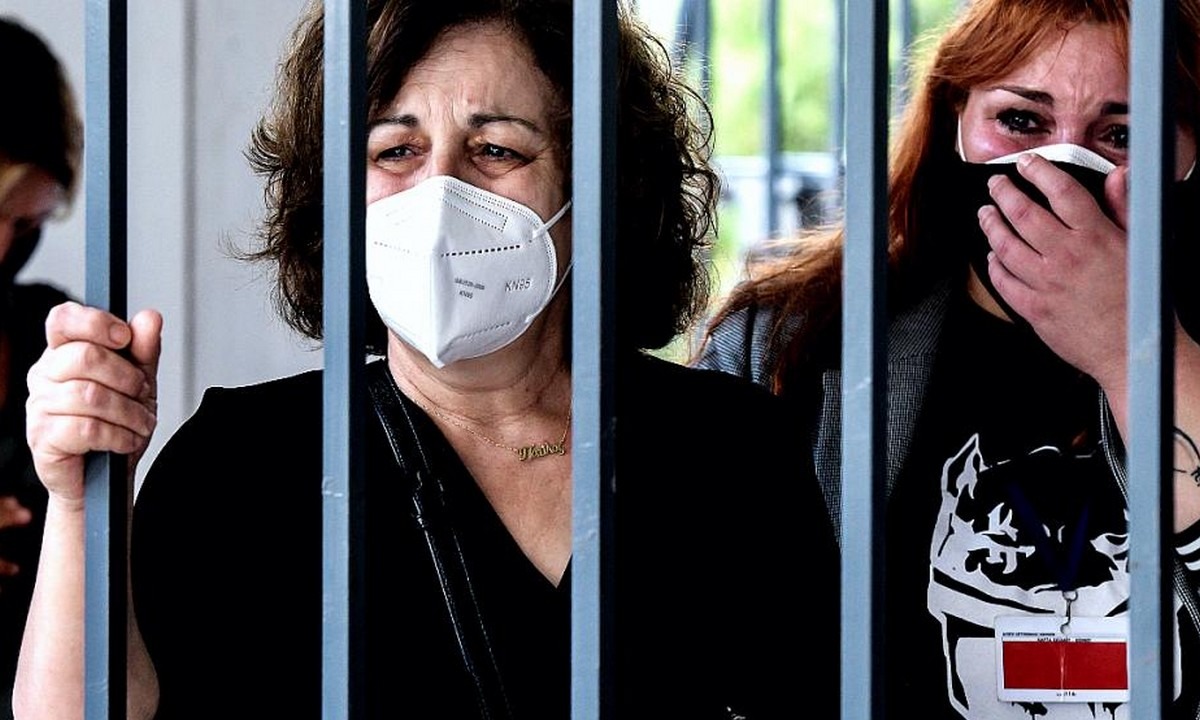 Μάγδα Φύσσα: «Εσύ τους καταδίκασες Παύλο μου, μόνος σου τους καταδίκασες»