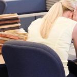 Καταργείται η αποζημίωση απόλυσης στους εργαζόμενους σε περιπτώσεις πτώχευσης επιχείρησης